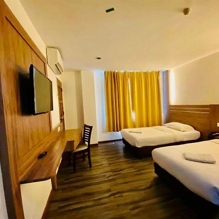 Langkawi Baron Hotel Kuah Eksteriør billede