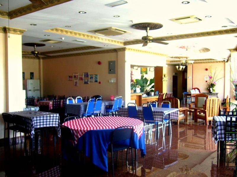 Langkawi Baron Hotel Kuah Eksteriør billede