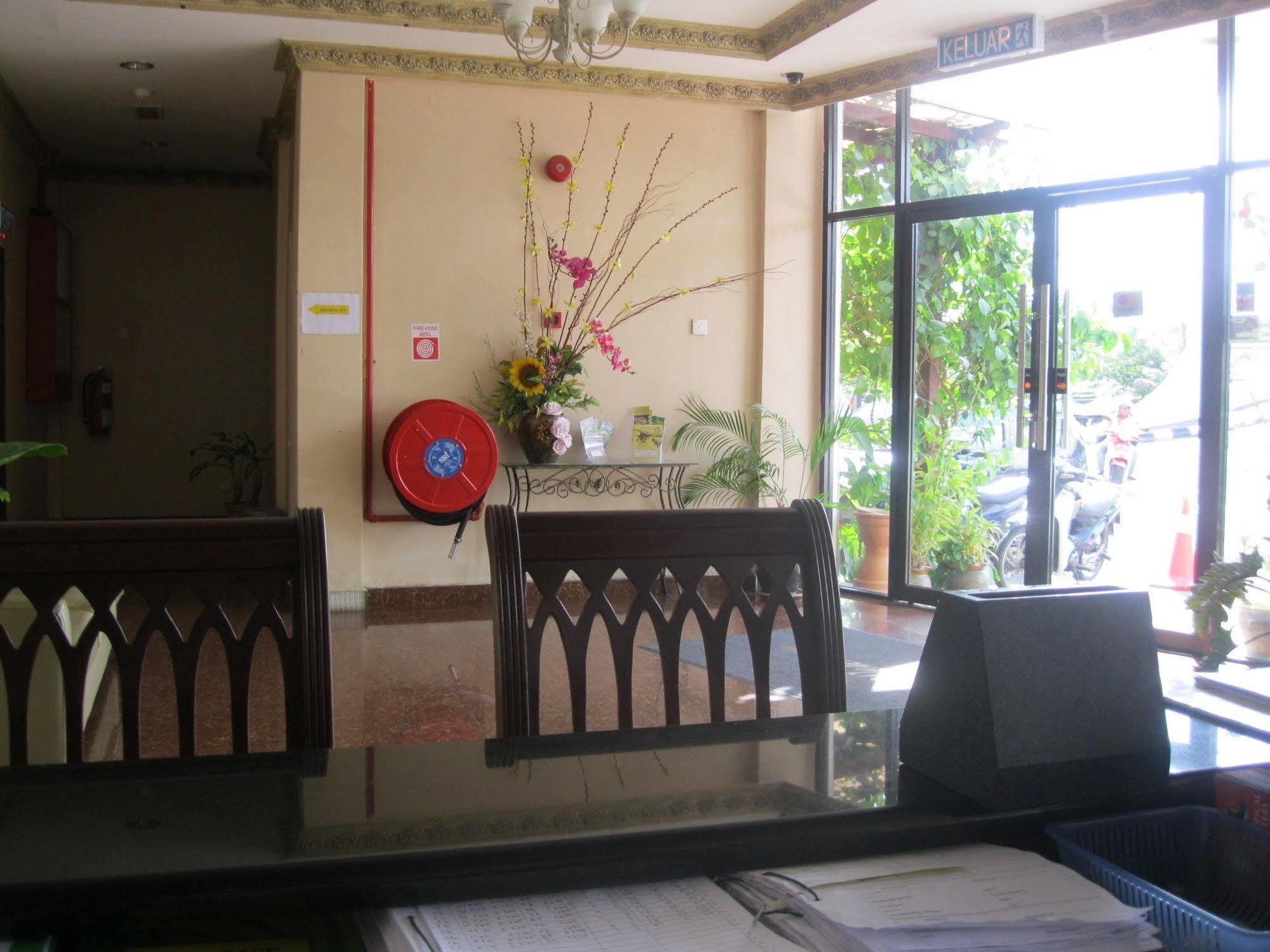Langkawi Baron Hotel Kuah Eksteriør billede